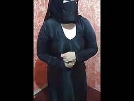 Slut უბიძგებს დიდი მამალი